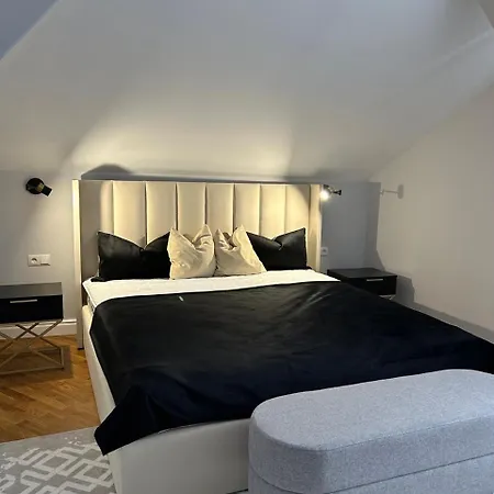 Seveneleven Apartments Czerniowce Zewnętrze zdjęcie